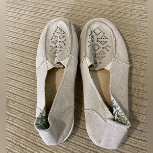 Ladies Slip On Shoes